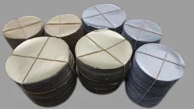 Opercules à collage manuel