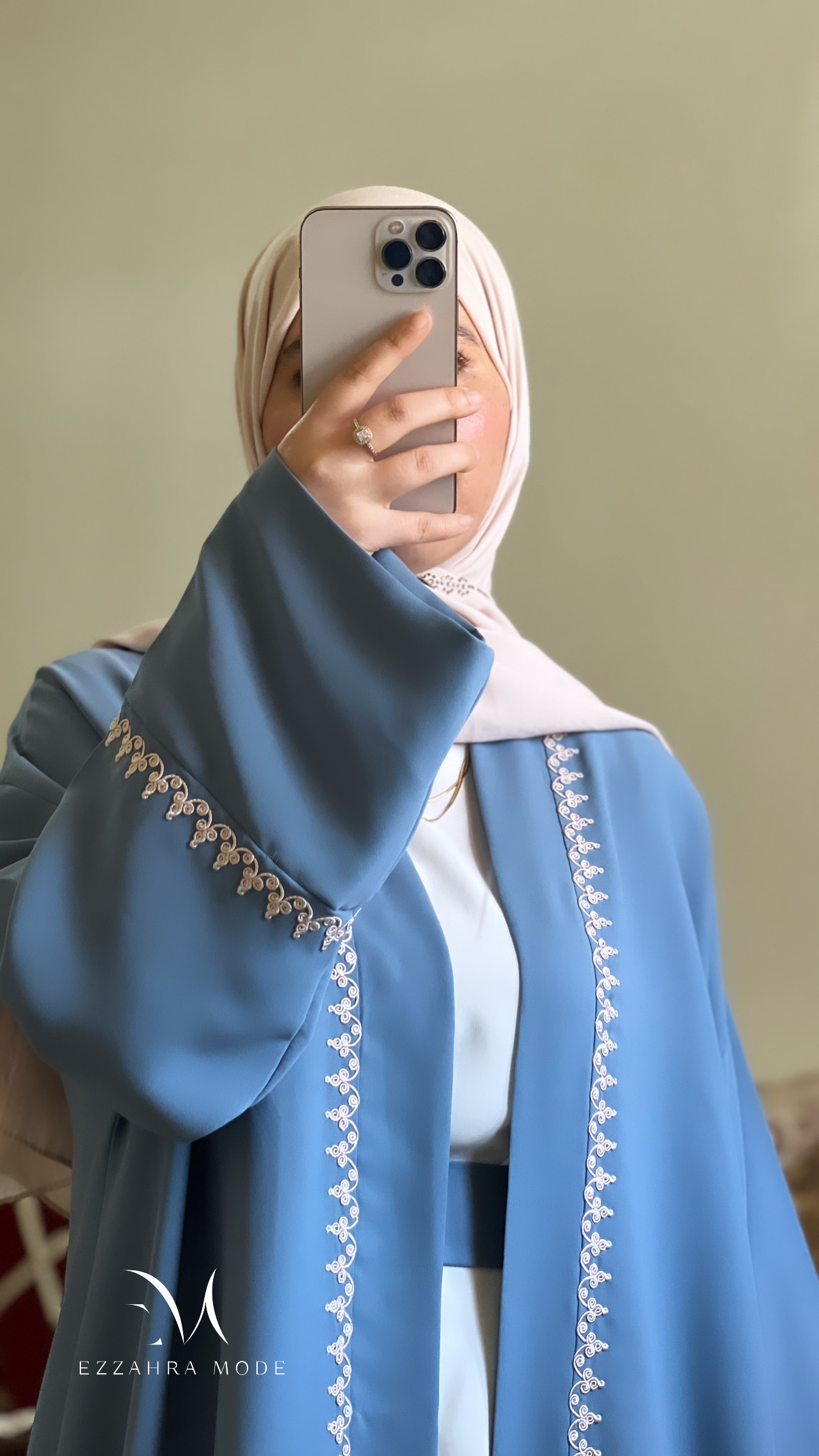 عبائة أسيل