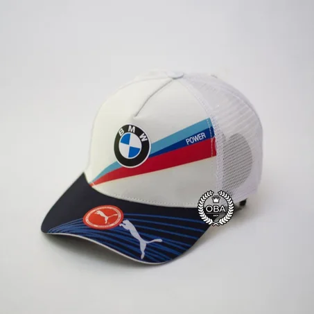 Cqsauette bmw  blanche chapka 2026