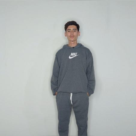 انصومبل هودي وبنطال