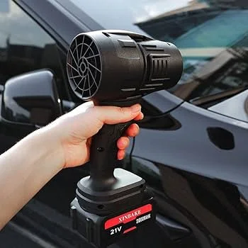 منفاخ هواء يعمل بالبطارية