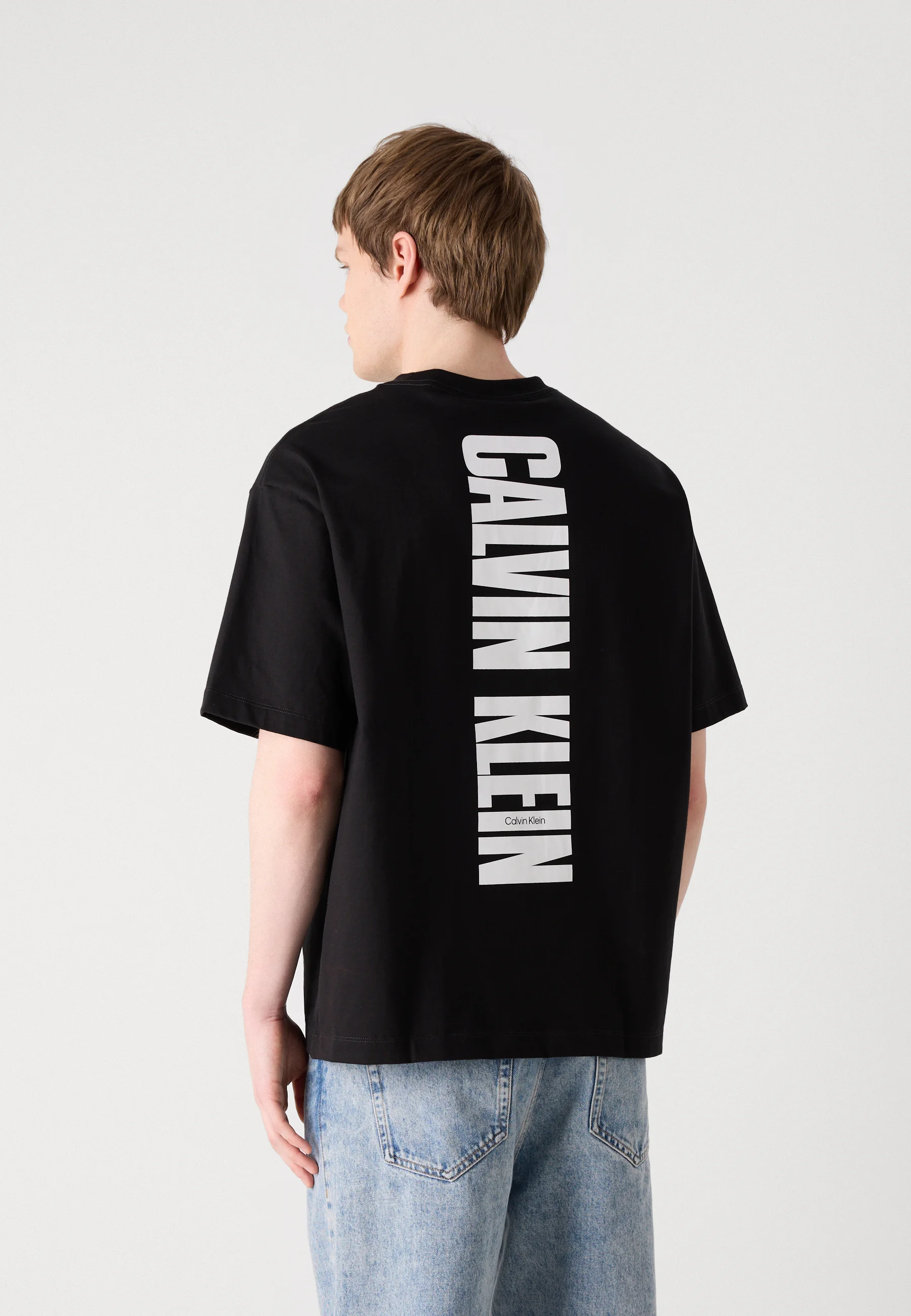 Calvin Klein Vertical Logo Oversize T-Shirt – Premium Heavyweight Edition