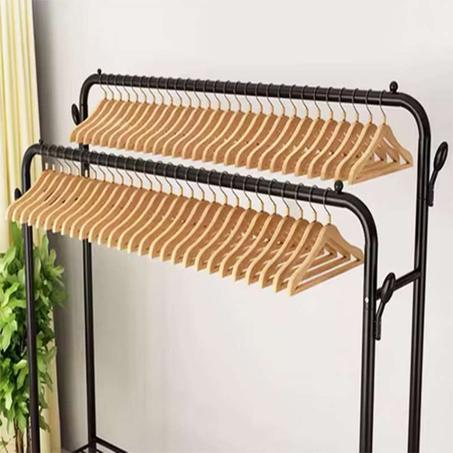 شماعة الملابس الحل العملي والأنيق لتخزين الملابس