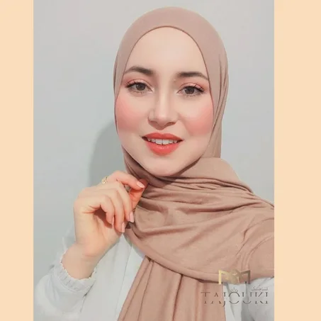 Hijab Modèle Simple 𝑪𝒉â𝒕𝒂𝒊𝒈𝒏𝒆