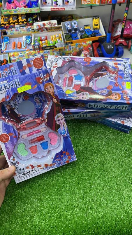 MAQUILLAGE REINE DES NEIGES