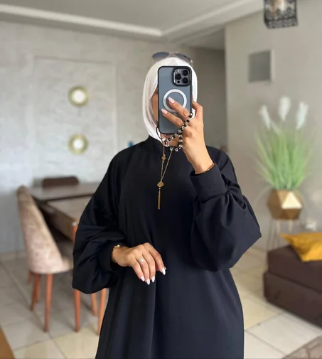 كسوة بحلة جديدة للمحتجبات و غير المحتجبات.