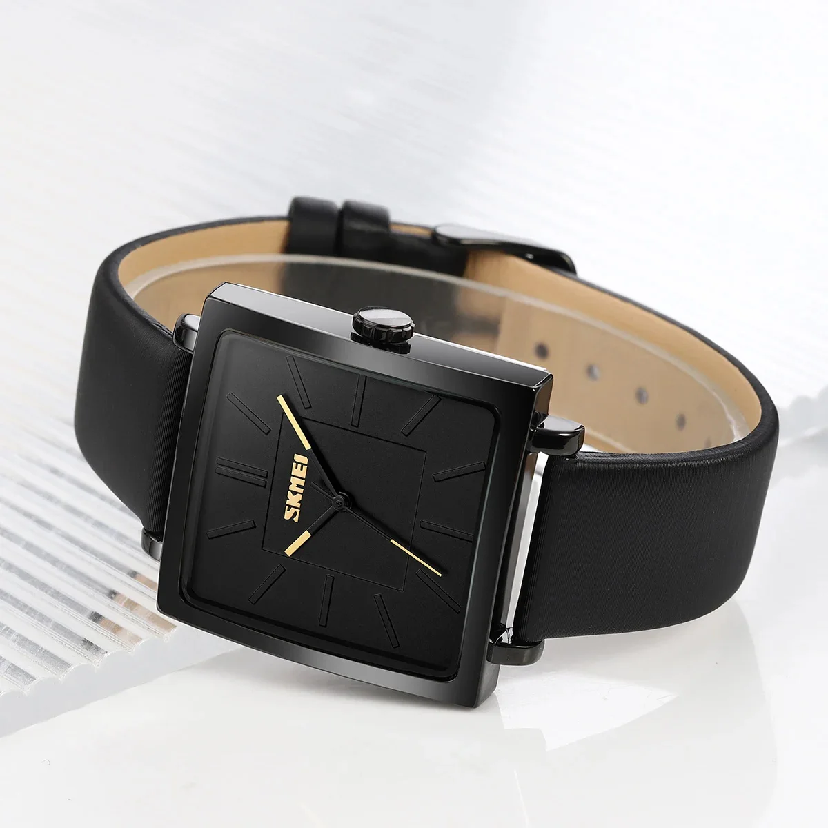 SKMEI Women's Luxury Waterproof Quartz Watch