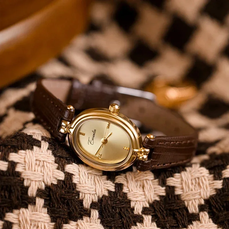Vintage Women's Small Square Gold Quartz Watch