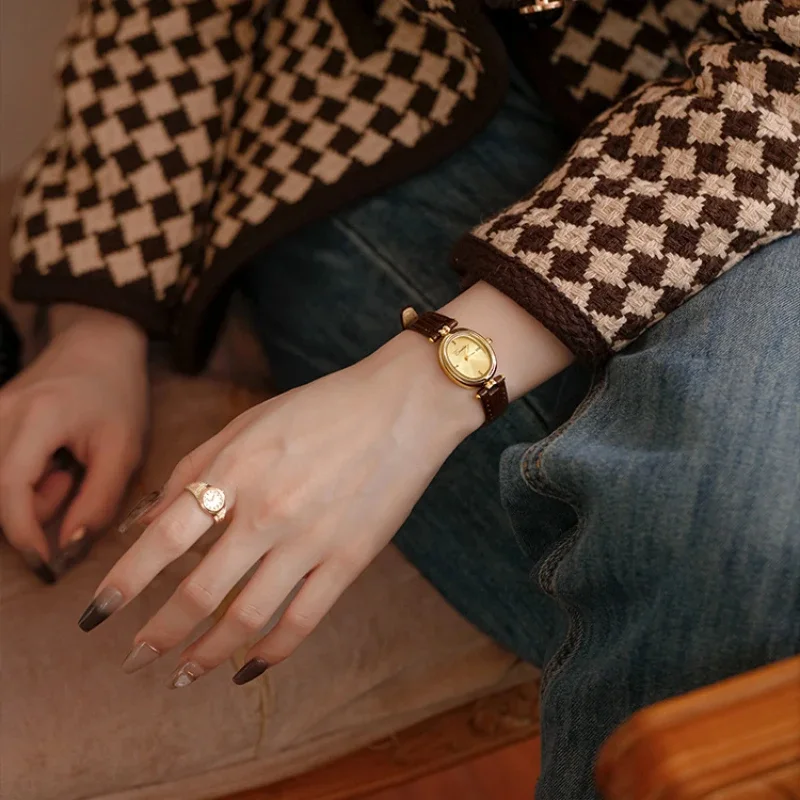 Vintage Women's Small Square Gold Quartz Watch