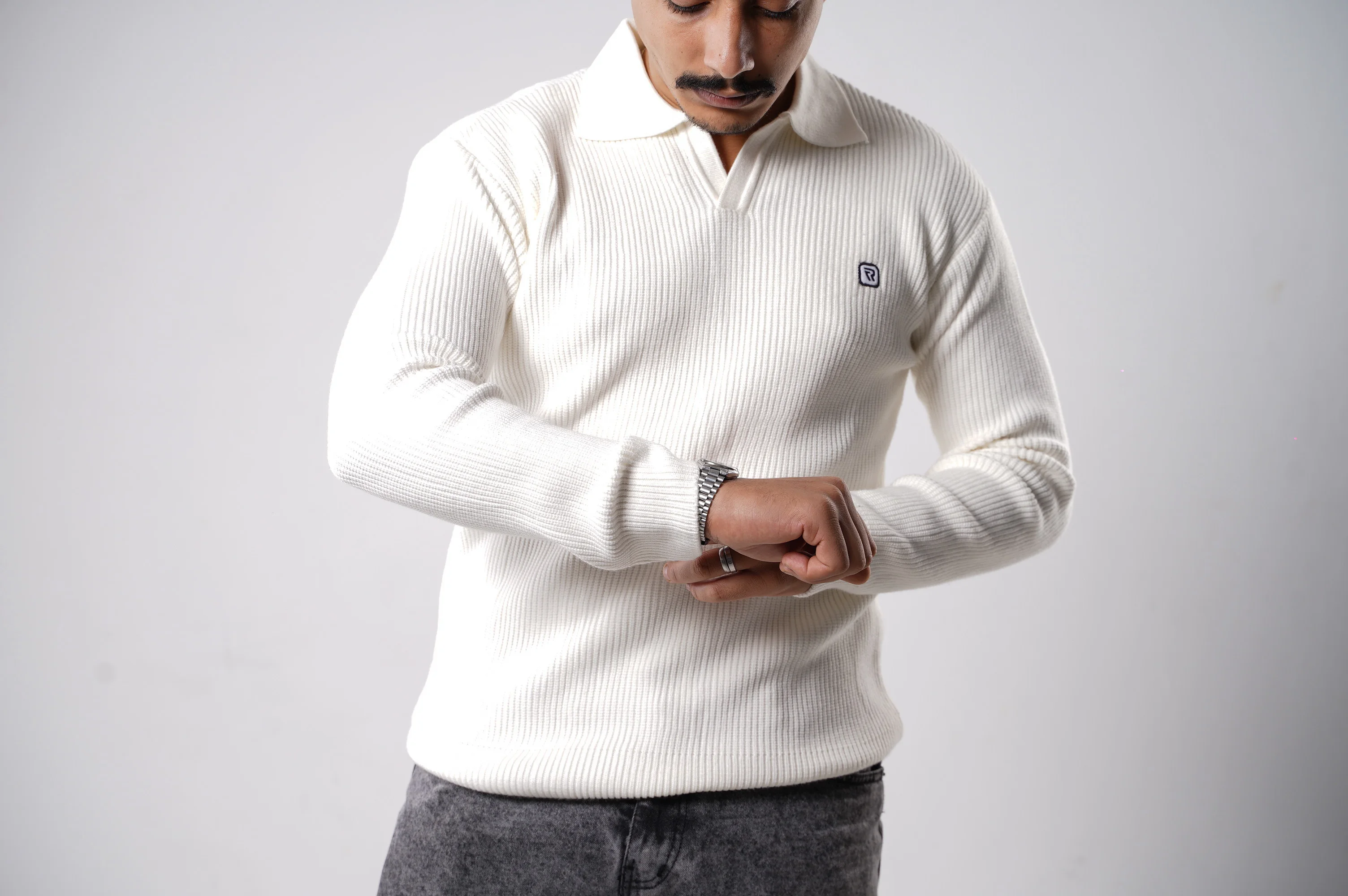 Tricot de Laine. L'Élégance Redéfinie