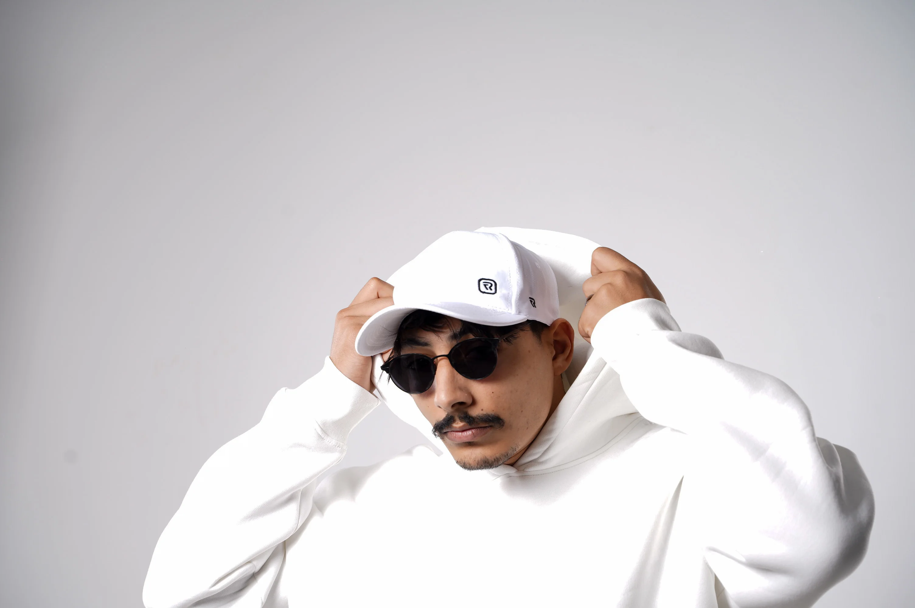 🧢 M&R Mode : La Casquette Essential Blanche