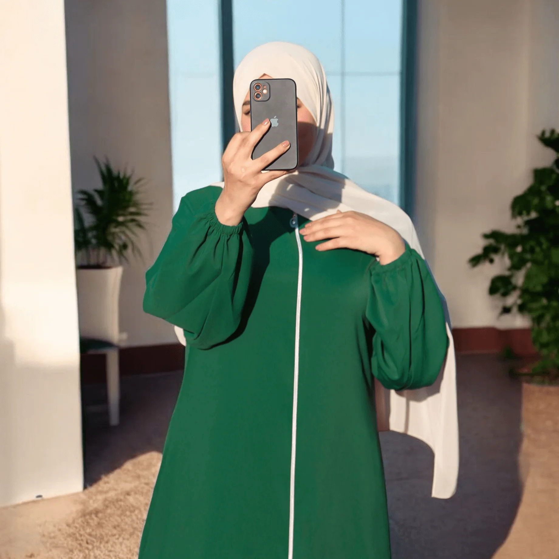 Abaya Hijab avec Fermeture éclair Manches bishop - 4 Couleurs