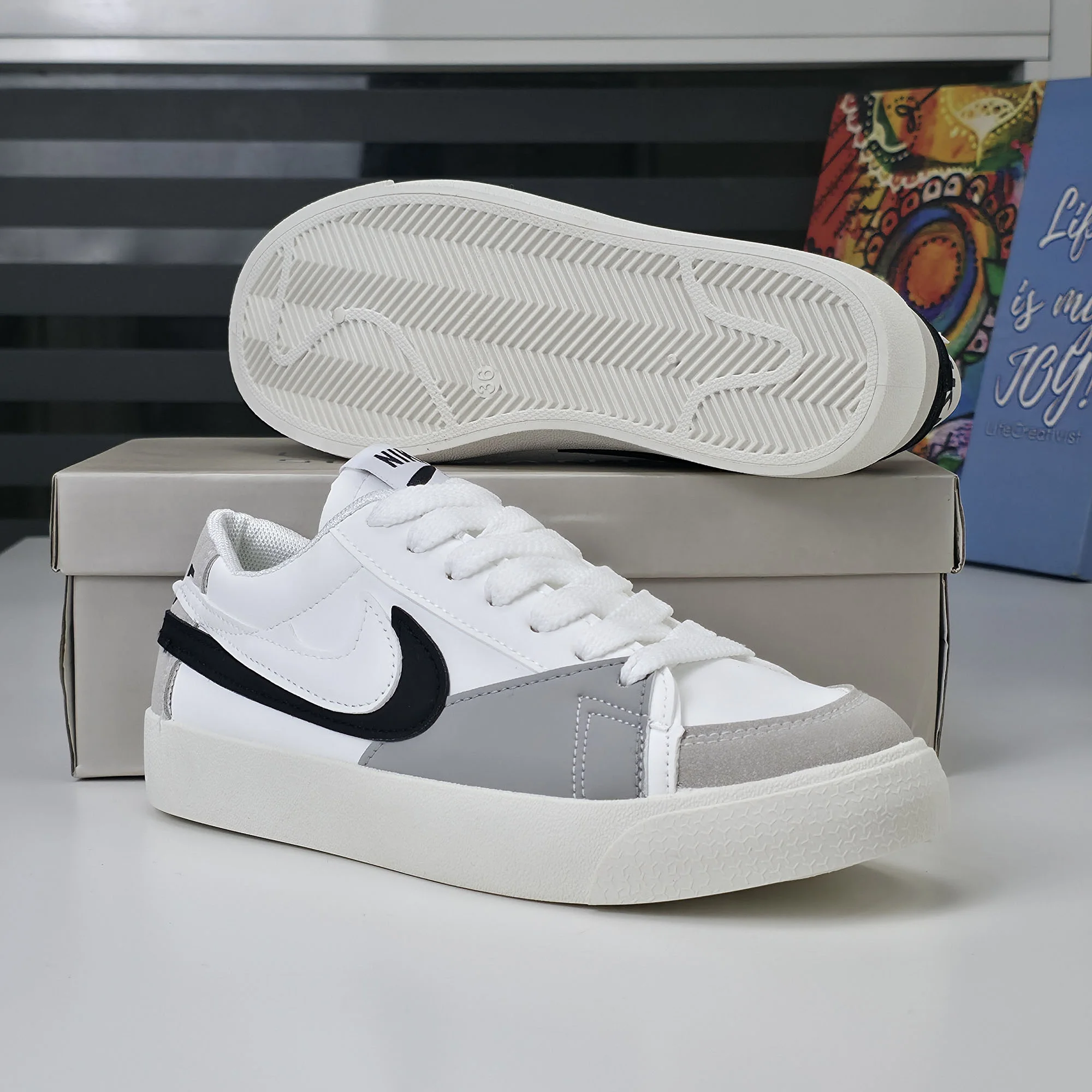 Baskets pour Femmes - White/Black - K09