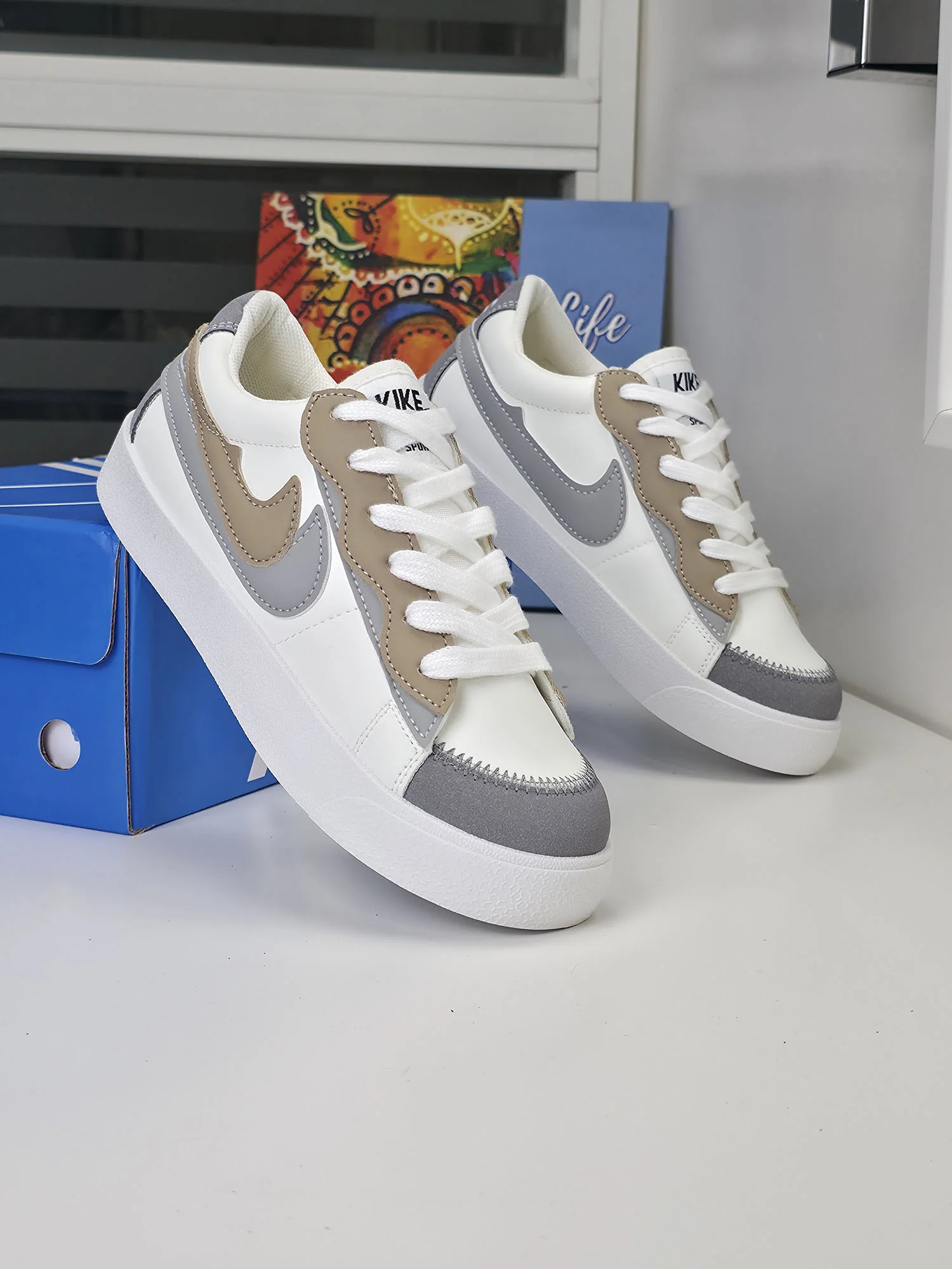 Baskets - Blanc/Gris - K10