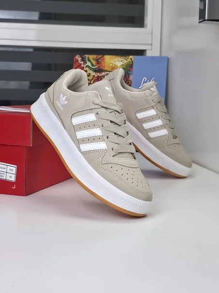 Baskets - Beige - AD-38