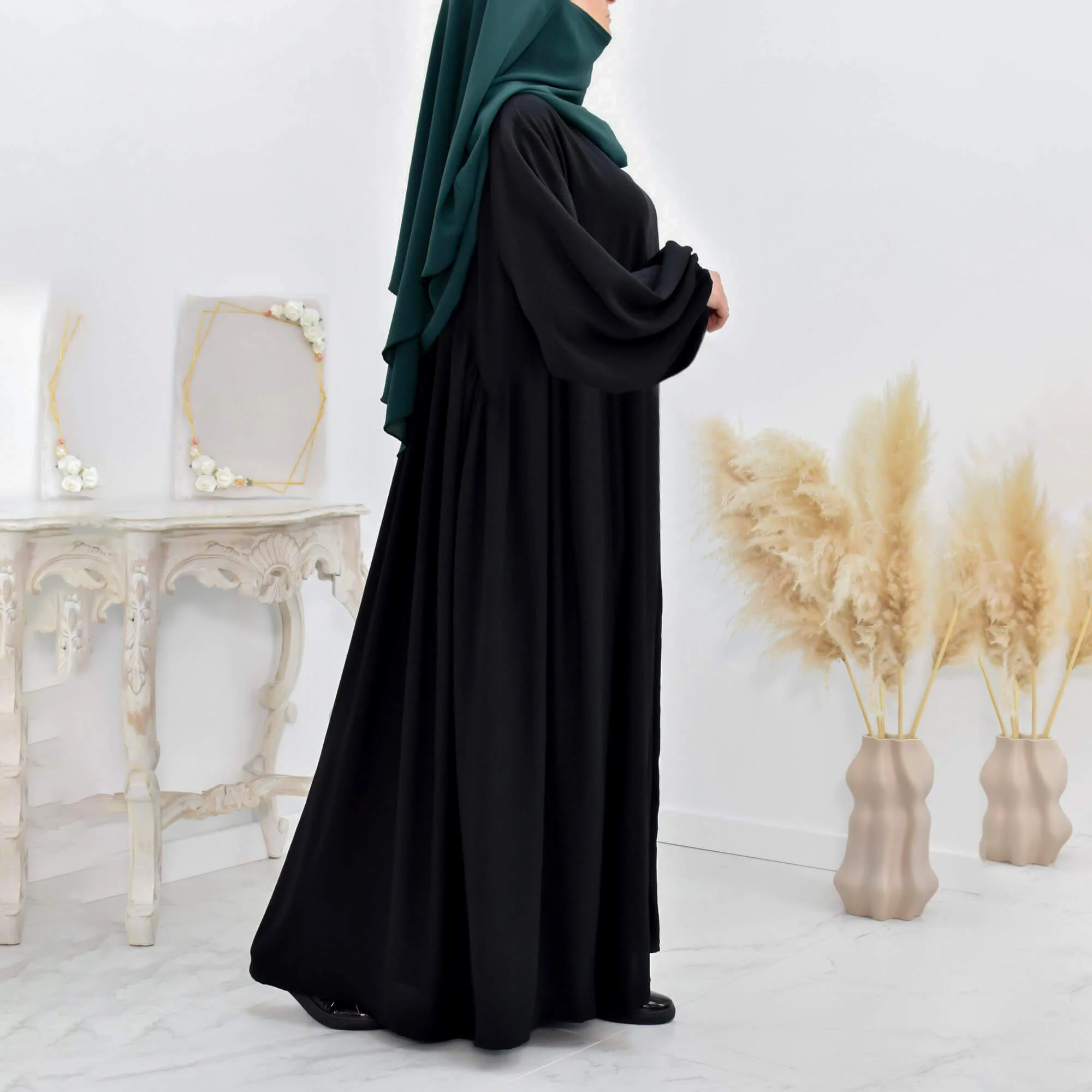 Abaya Manches Bouffantes ample et fluide - Noir