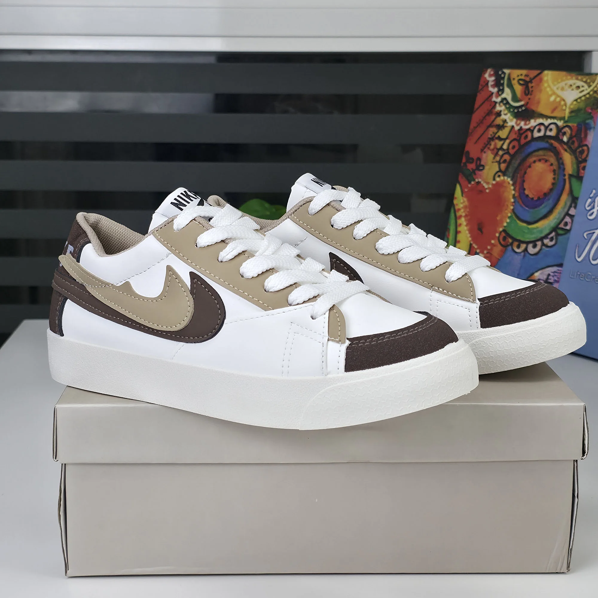 Baskets pour Femmes - White/Coffee - K09