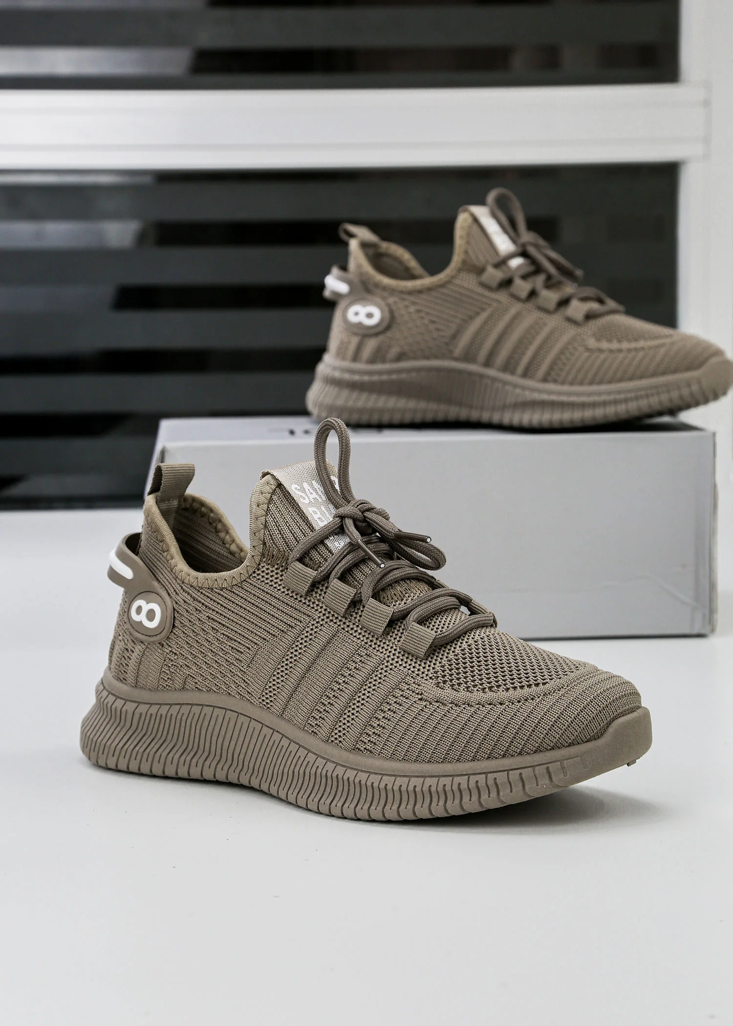 Baskets pour Femmes - Marron - OC-Y9