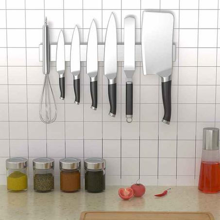 حامل سكاكين مغناطيسي من الفولاذ المقاوم للصدأ – مرفق تخزين أنيق للحائط