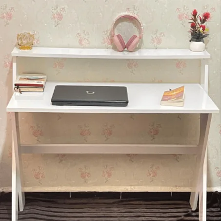 مكتب عصري للدراسة والعمل