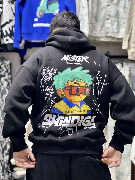 HOODIES | SWEATSHIRTS