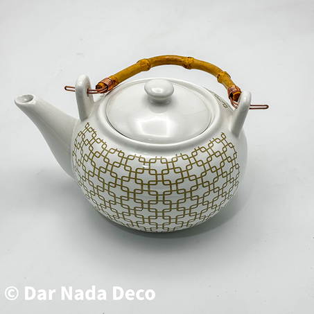 Théière en céramique avec poignée en bambou