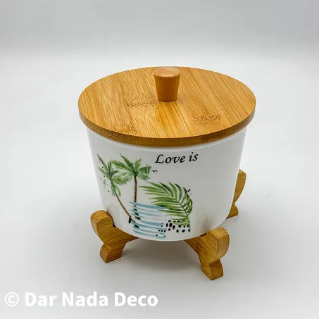 Boîte en céramique avec couvercle en bambou