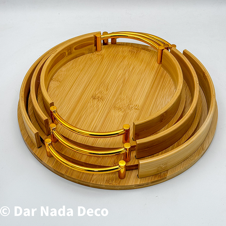 Ensemble de plateaux en bambou avec poignées dorées