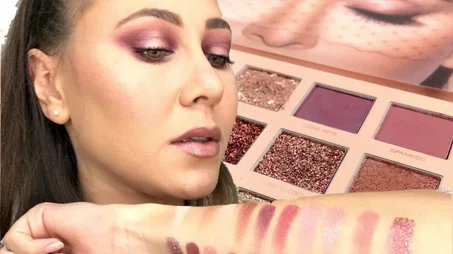 لوحة نيود من هدى بيوتي