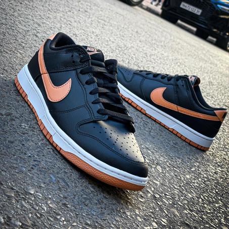 NIKE DUNK