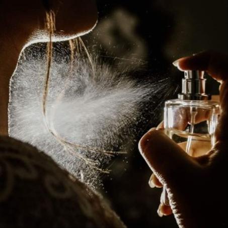 عطور نسائية