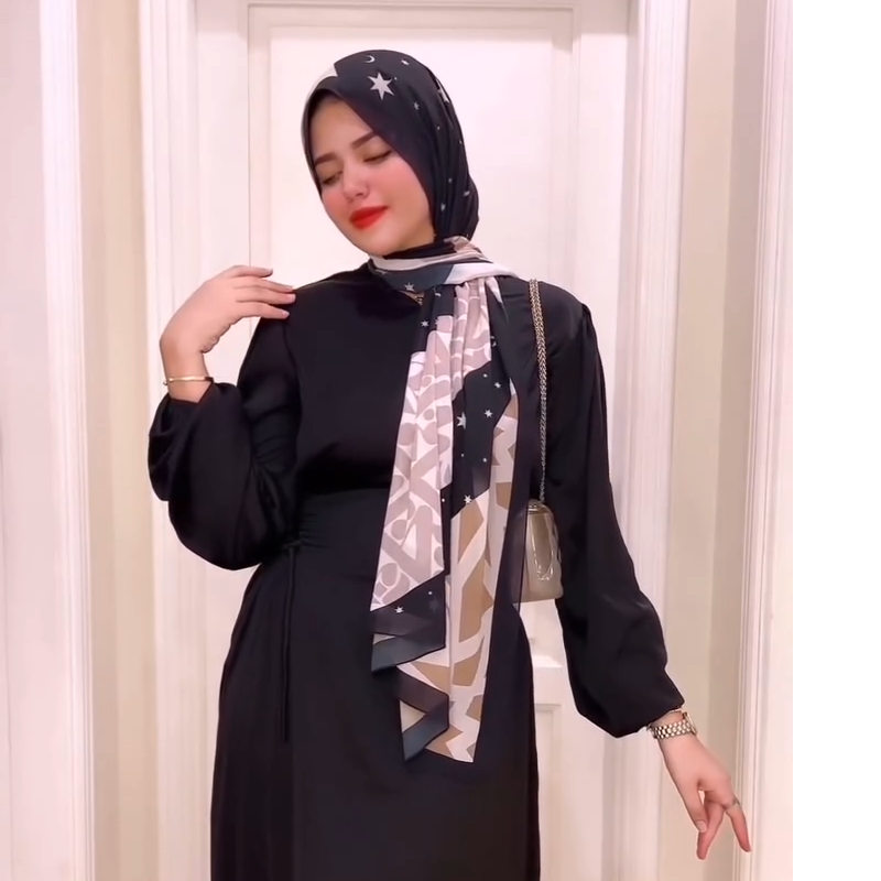 فستان ستان حزامين من الجنب