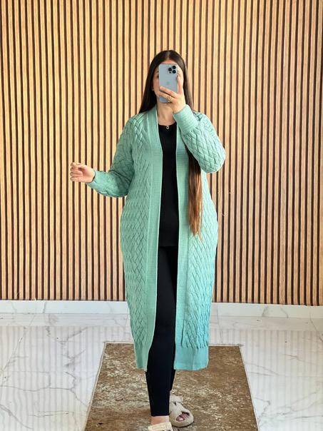 إستمتعي بأحداث صيحات الموضة مع الكاب الأنيق بحلة جديدة مختلفة  تصميم تركي متميز