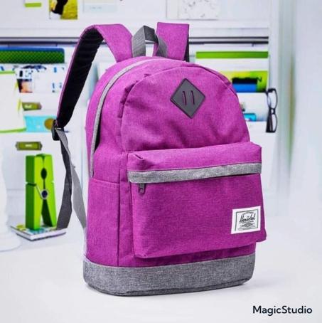 محفظة مدرسية