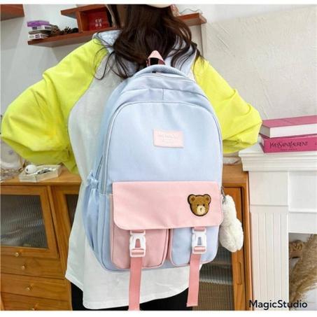 حقائب للبنات المستوى الإعدادي