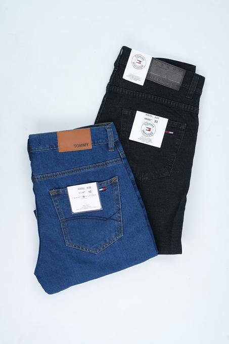 2 Jeans Tommy Bleu & Noir casual, chics et élégants