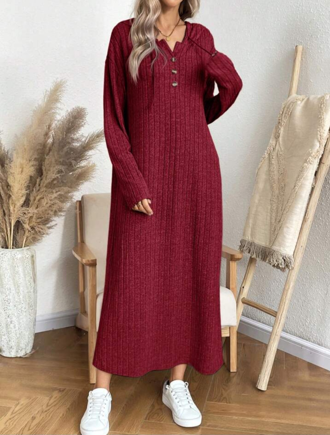 فستان شتوي راقي وأنيق – الدفء والستايل ف قطعة وحدة