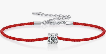 سوار فضة استرليني S925 بحجر ألماس VVS1 بوزن 0.5 قيراط – سوار حبل أحمر للحظ، تصميم أنيق وفاخر، هدية مثالية للأزواج