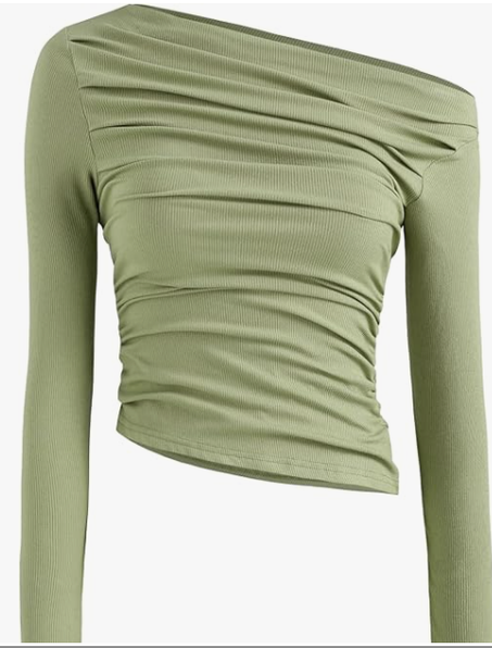 بلوزة نسائية غير متناظرة بأكمام طويلة، تصميم أوف شولدر مع كشكشة، مناسبة للخروج أو المناسبات – قماش مرن ومريح