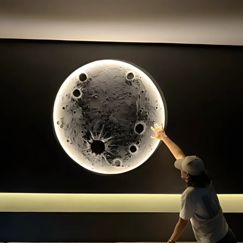 MOON