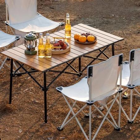 🏕️ طاولة تخييم قابلة للطي – خفيفة، متينة، وسهلة الحمل! 🌟🧳