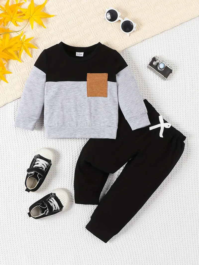 طقم مكون من قميص طويل الأكمام وسروال للأطفال – بلون موحّد