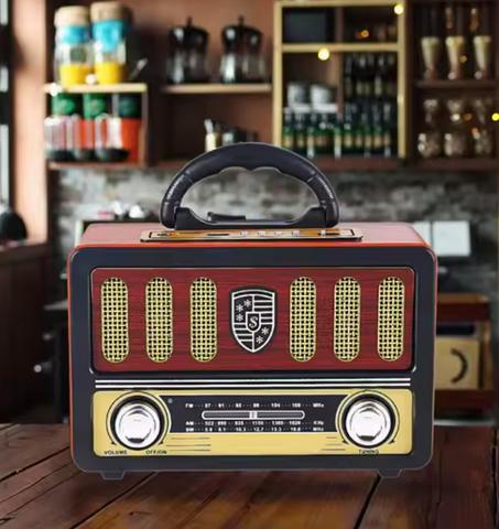 راديو يعمل بالبلوتوث ومزود بجهاز ريموت كونترول