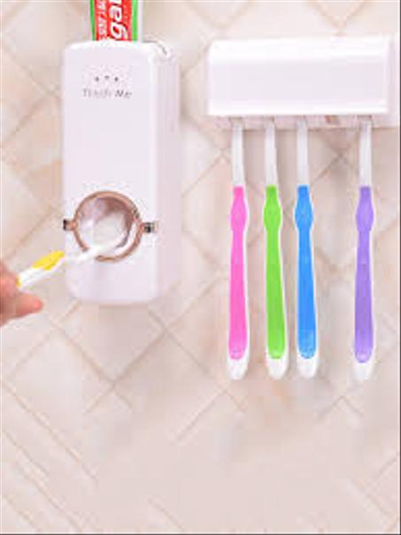 موزع معجون أسنان