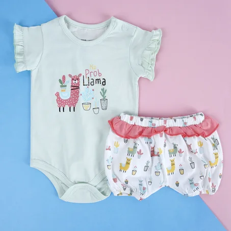 طقم شورت وأوفرول بطبعة رضع