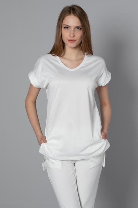 تي شيرت اكرو برقبة V نسائي