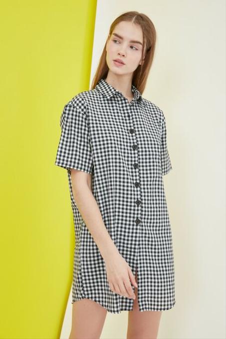 فستان قميص أسود بمربعات نسائي