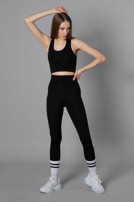 بنطلون بأرجل ضيقة أسود وخصر مرتفع نسائي