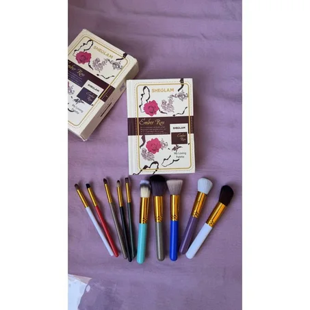 Palette 6 pages & 10 pinceaux