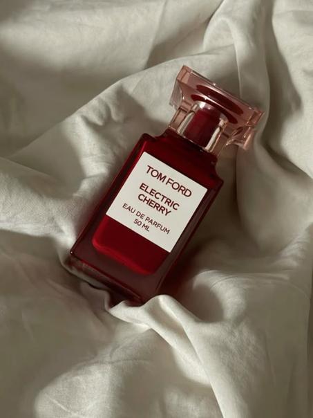 TOM FORD CHERRY ELECTRIC